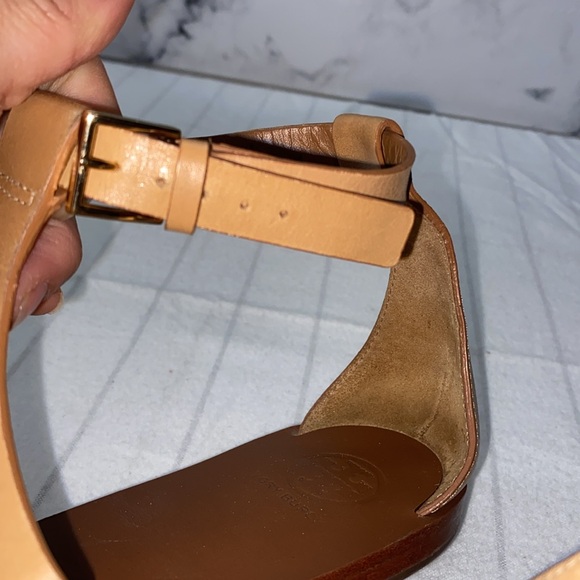 TORY BURCH Claire Capri Logo THONG Wedge LEATHER Sandals 7 Tan Fabulous Brown - Picture 12 of 12